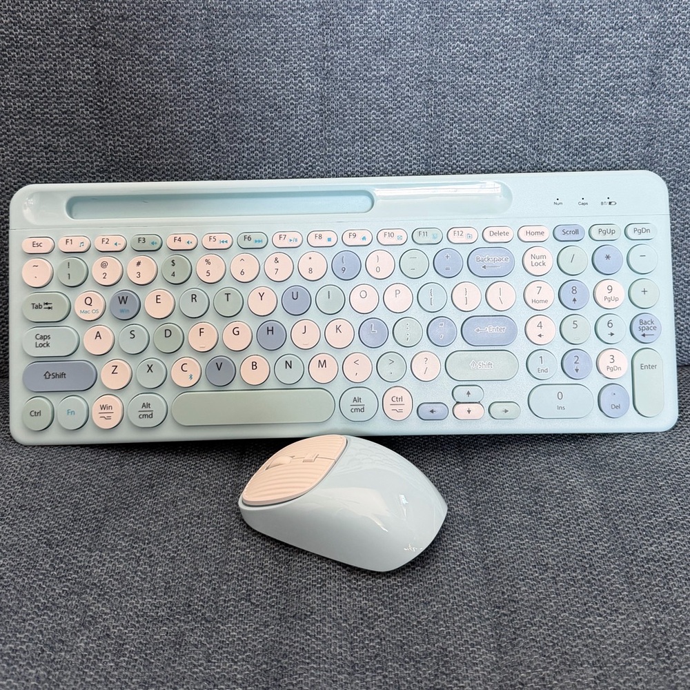 Wireless Pastel Keyboard and Mouse Set - Picture 7 of 14